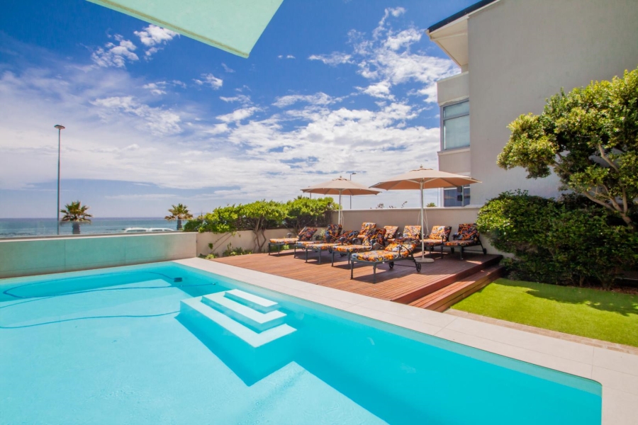 3 Bedroom Property for Sale in Mouille Point Western Cape